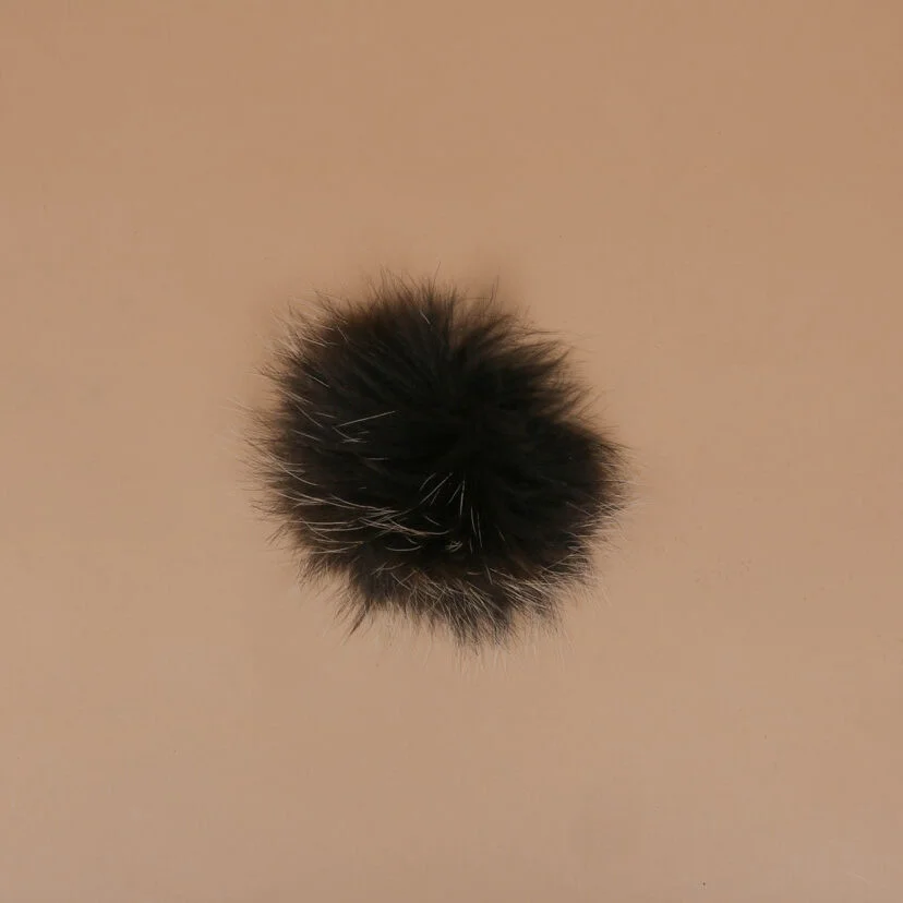Pompón Natural PN1 (negro con puntas blancas)