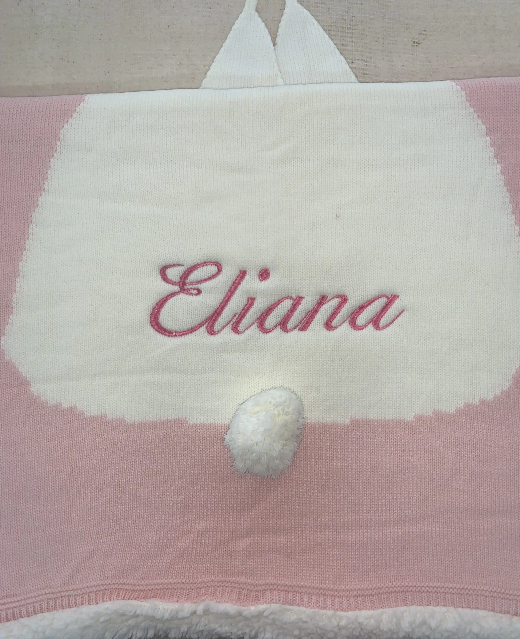 Cobija Conejo Orejitas Afelpada - Imagen 2