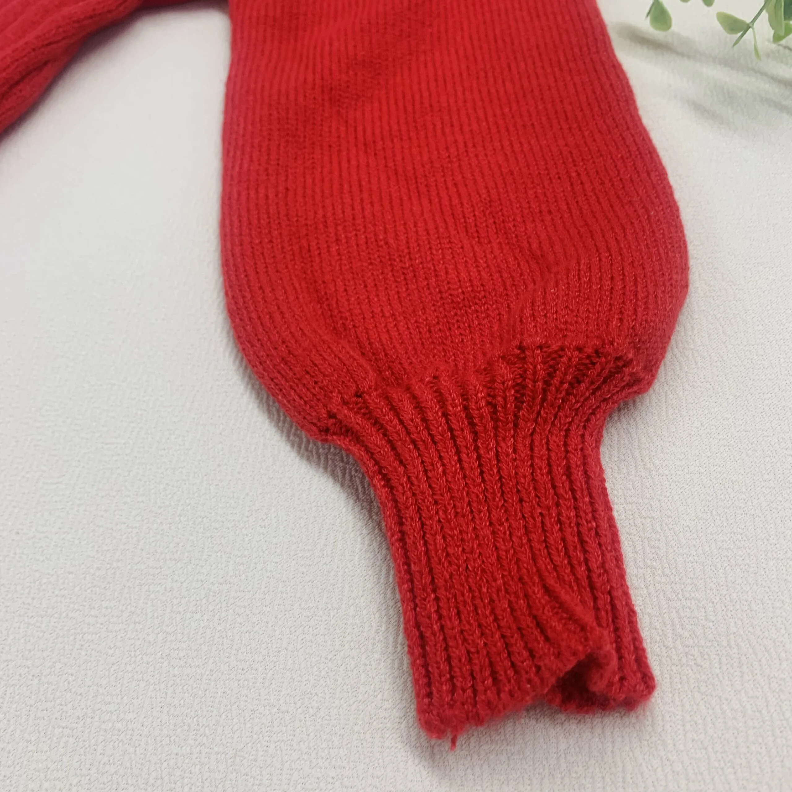Vestido Rojo con Cinta Blanca - Imagen 2