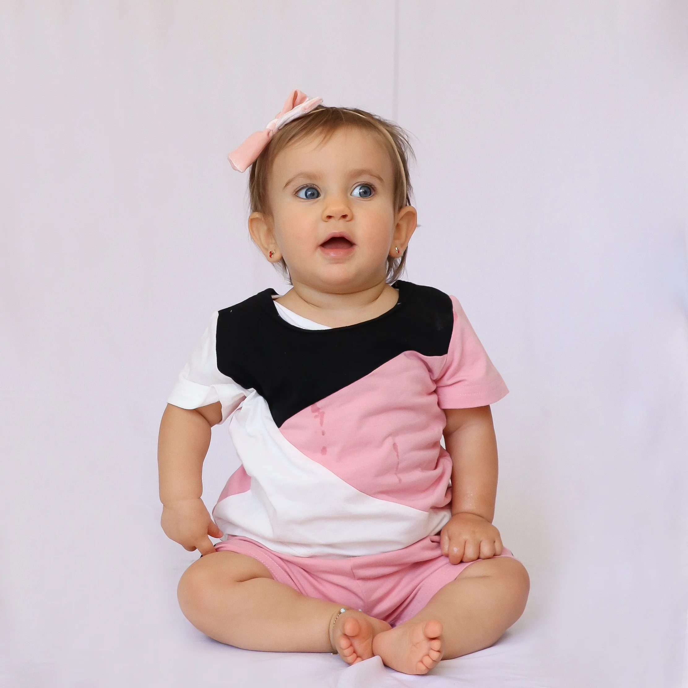 Conjunto Short Tricolor Niña, Rosa