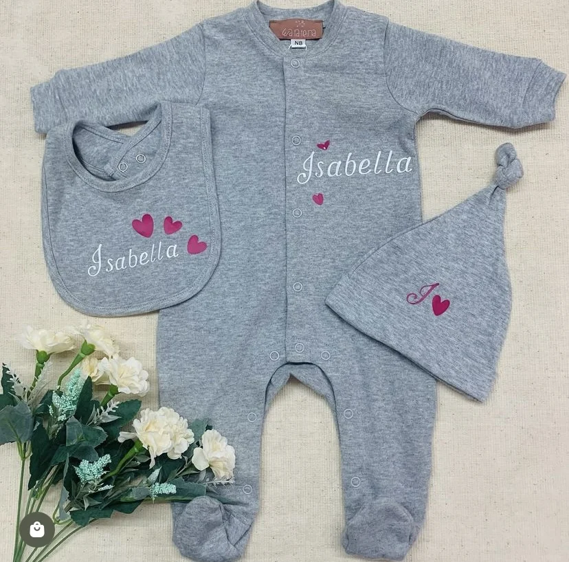 Kit Recién Nacido de Algodón, con Gorrito y Babero, Gris