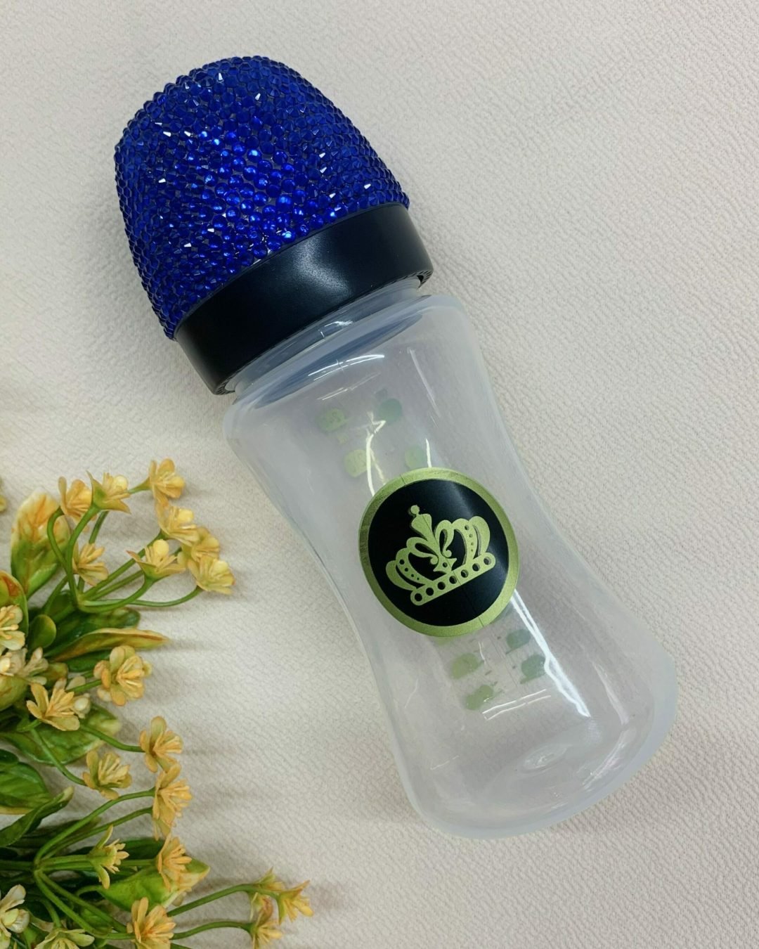 5DF26BAF-698F-4F5E-970F-8E86252AC24C