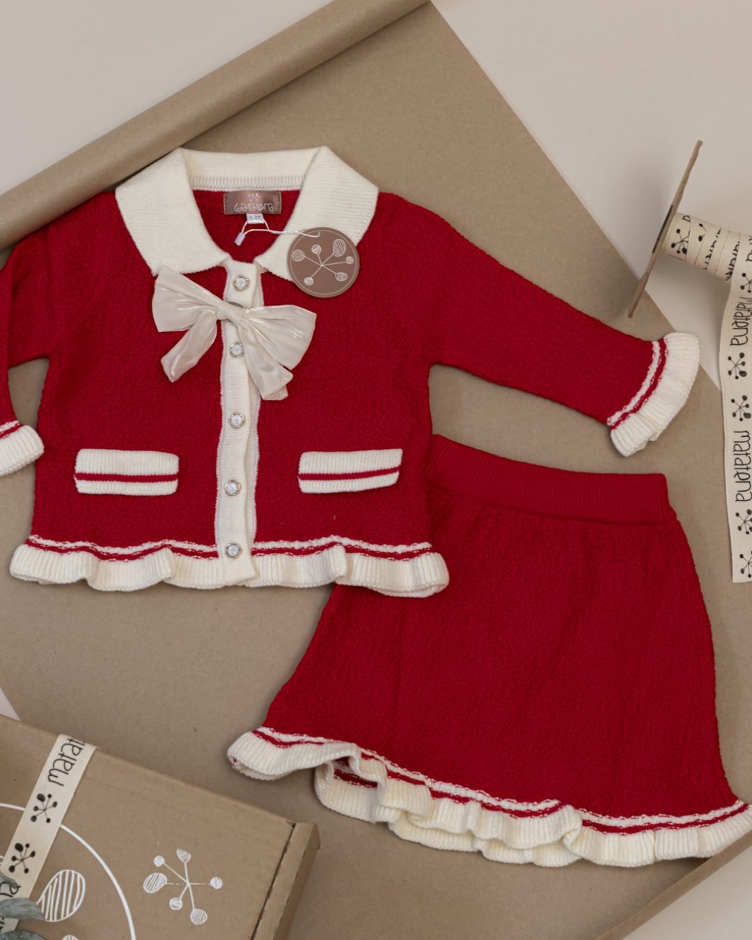 Conjunto Falda de Volantes y Moño Rojo/Hueso 3