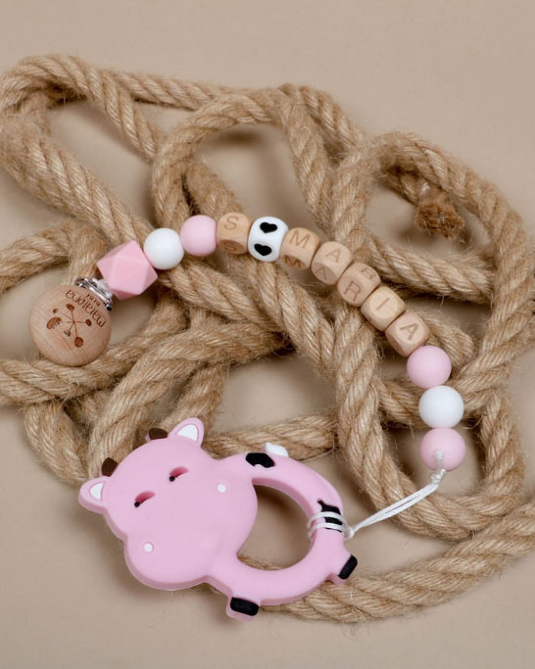 mordedera-vaquita-rosa-matatenabebe