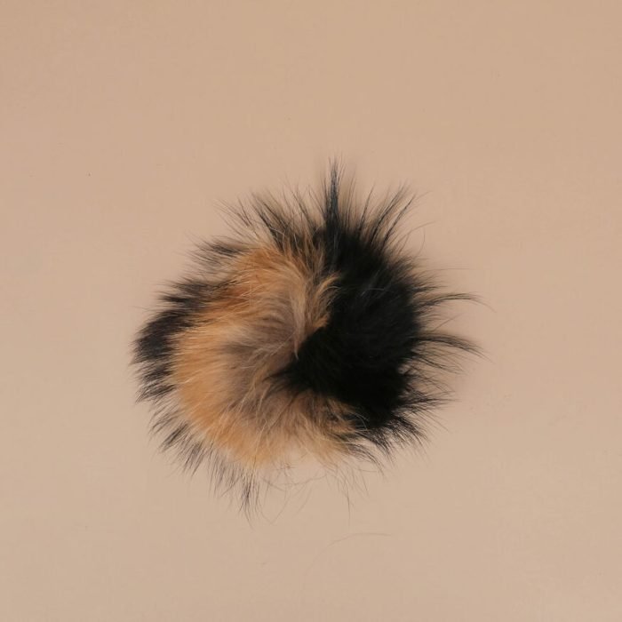 Pompón Natural PN15 (negro, café y dorado)